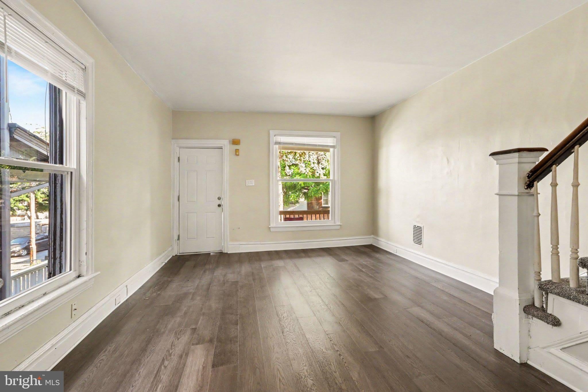 1851 SPENCER Street – photo 4