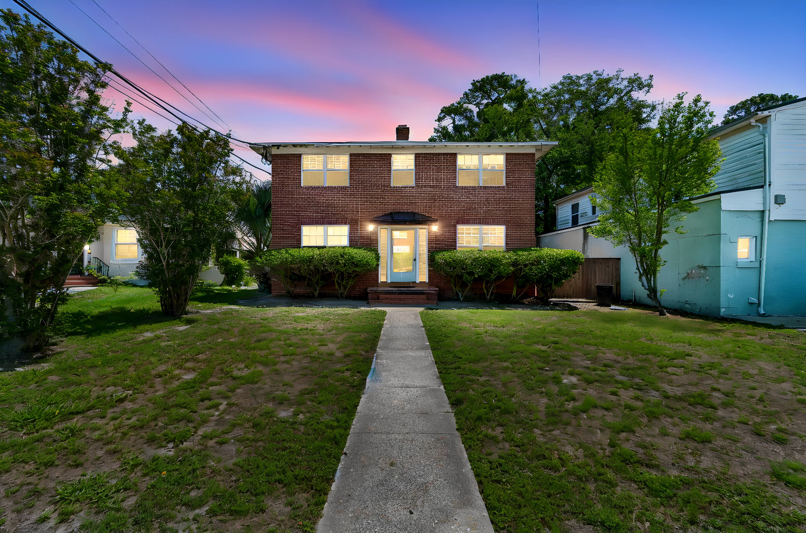 *** TWO WEEKS FREE*** Live Close to Everything – 1BR in Southside Jax – photo 2