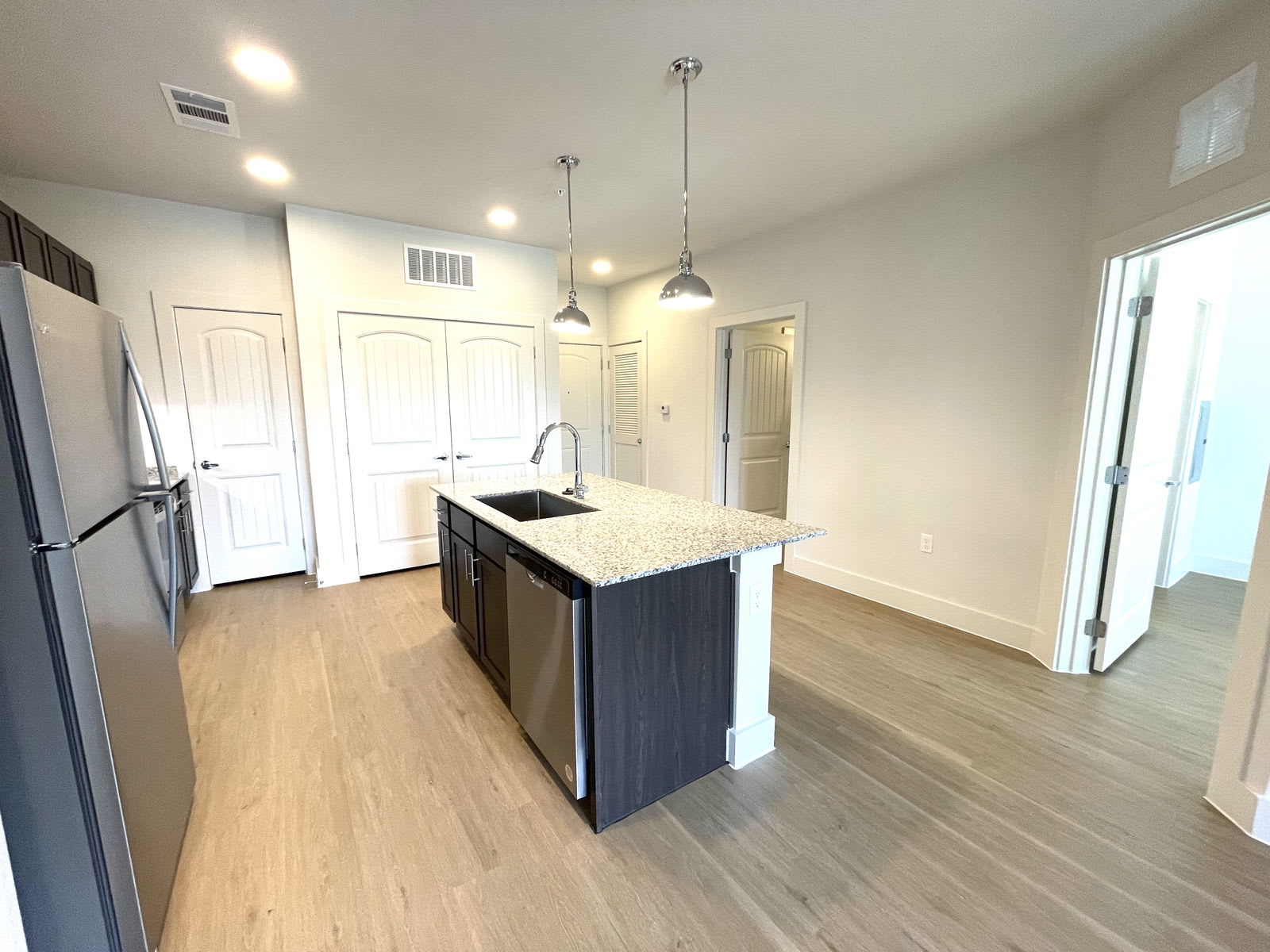 350 Star Ranch Boulevard North – photo 2