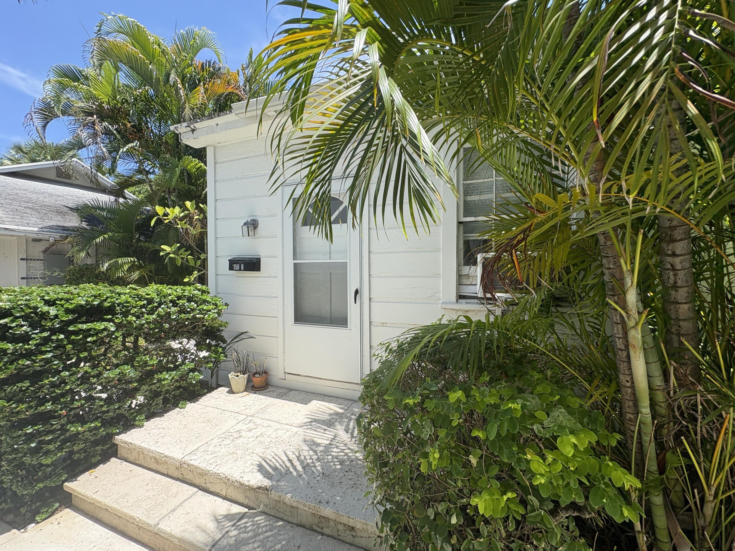150 Australian Avenue – photo 2