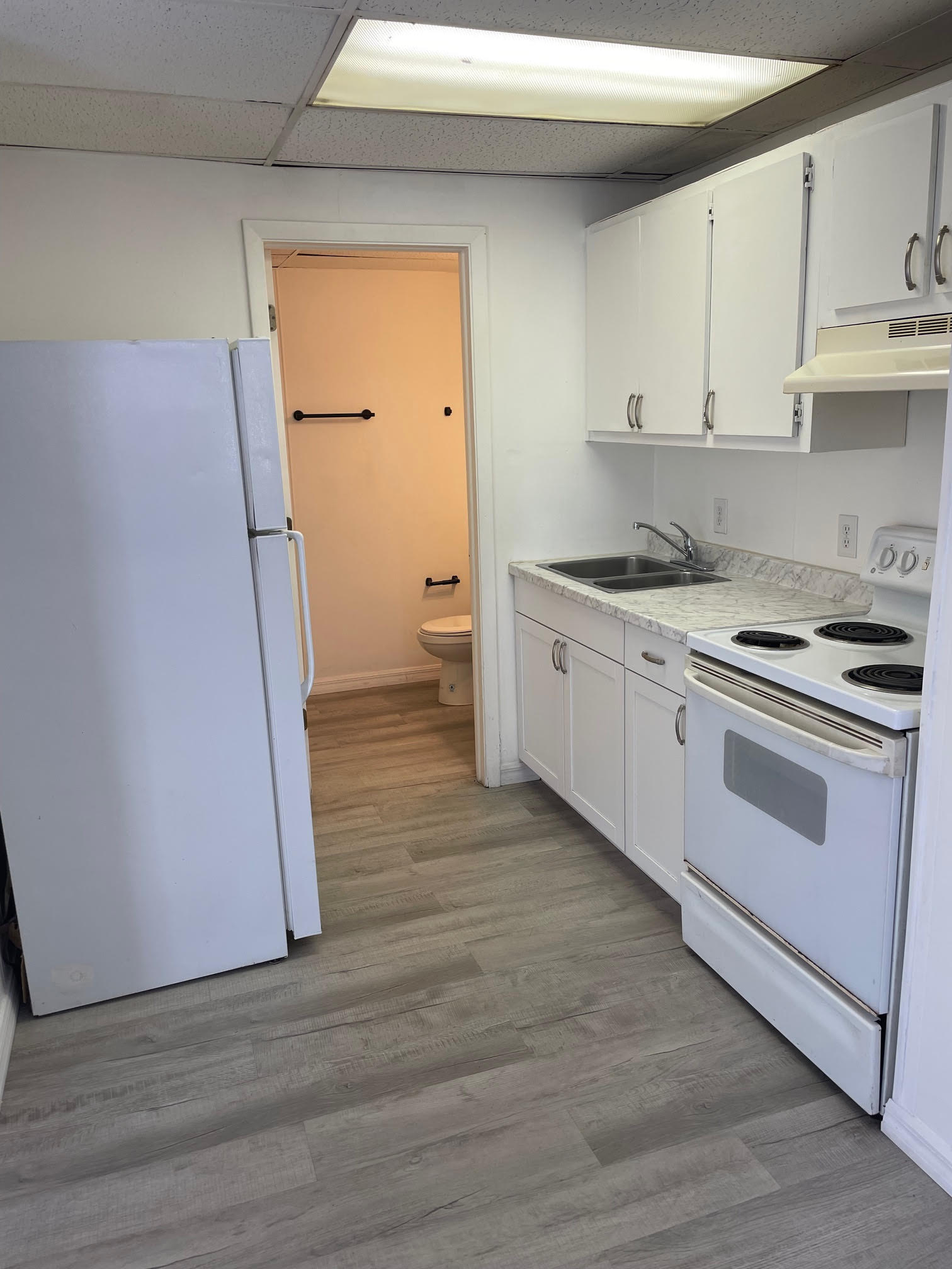 203 5th St Apt 1 – photo 3