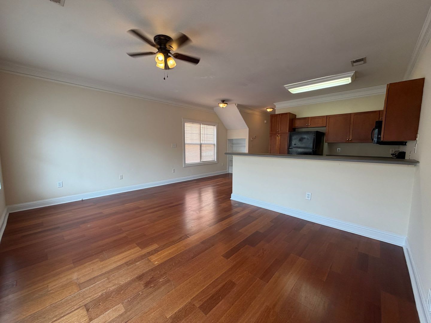 PRE-LEASING FOR AUGUST 6TH 2027! – photo 3