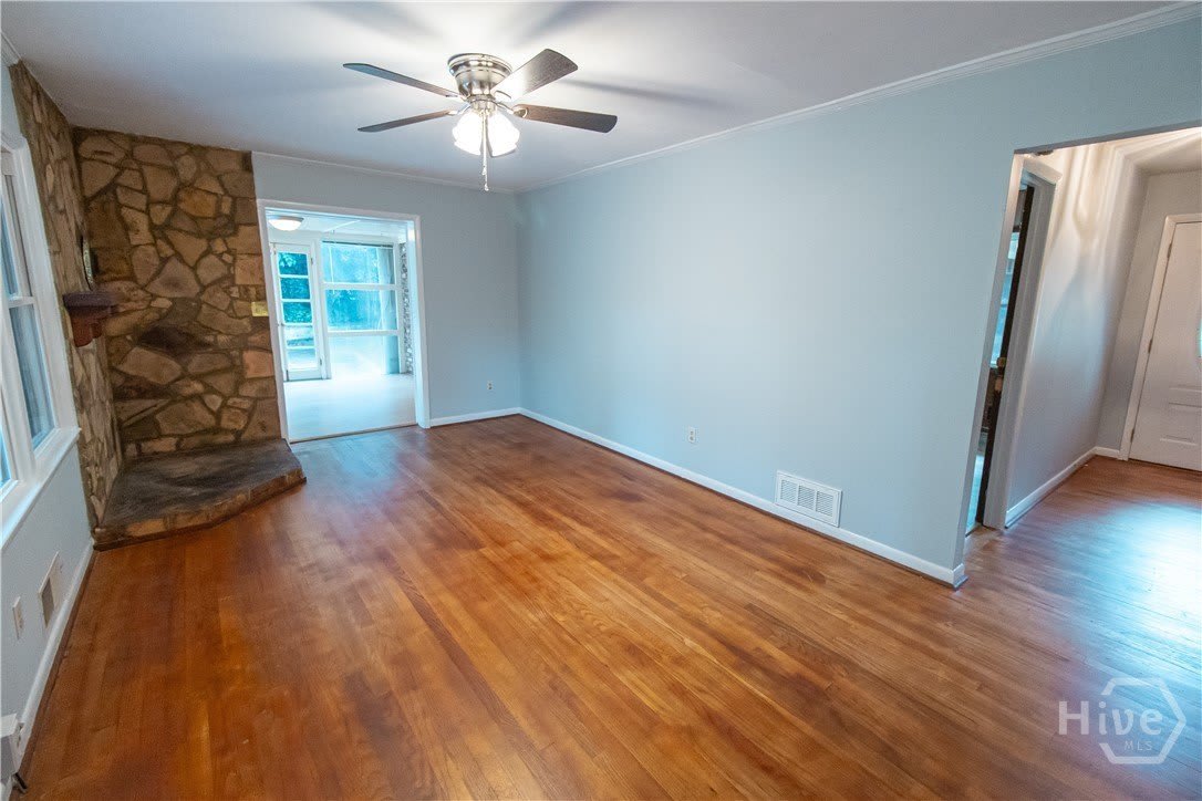 1005 College Station Road – photo 3