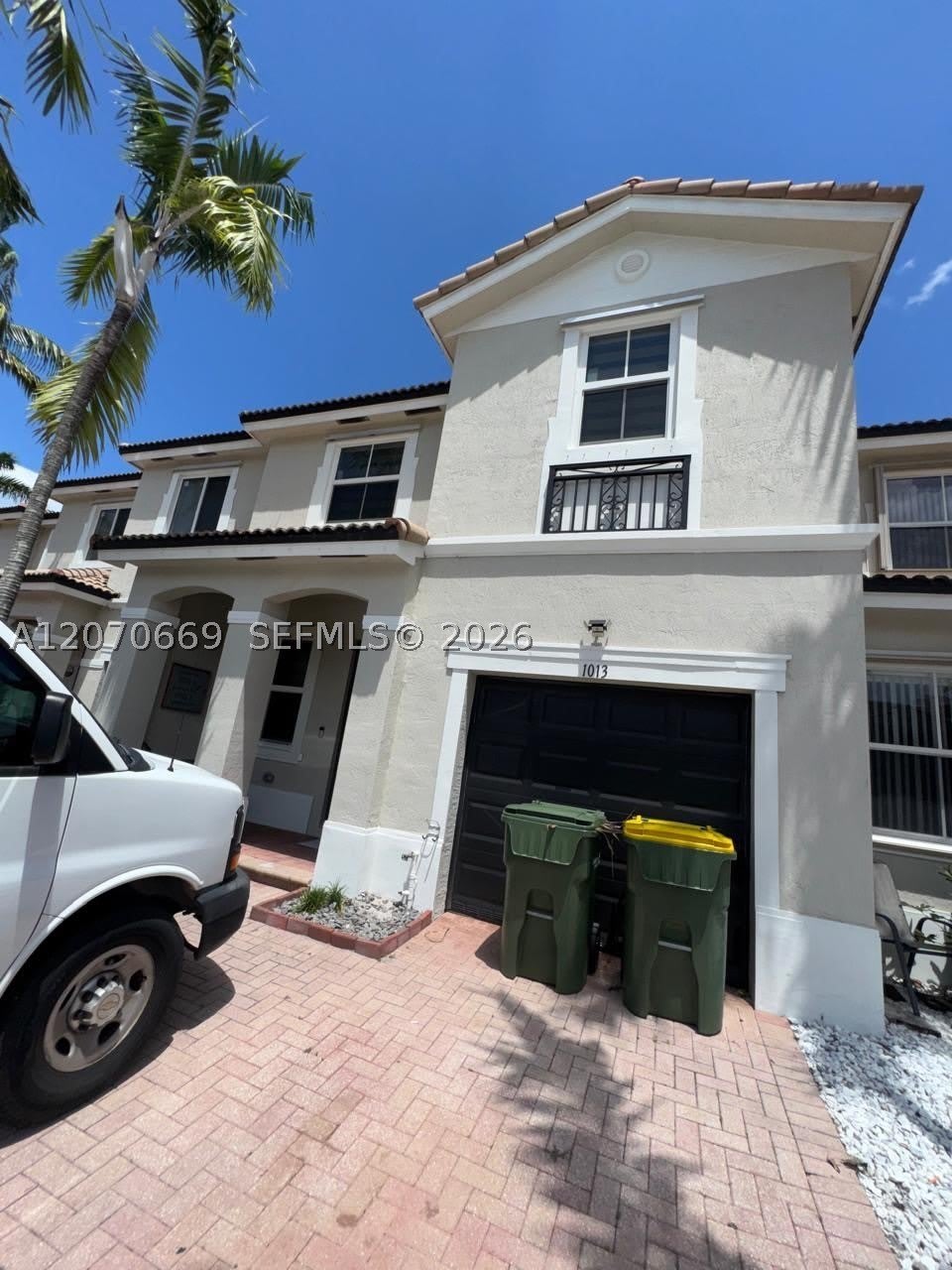 1013 NE 42nd Ave – photo 2