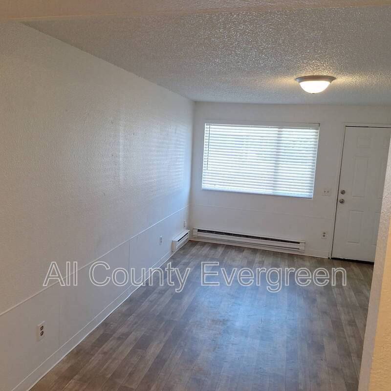 420 23rd St SE – photo 4