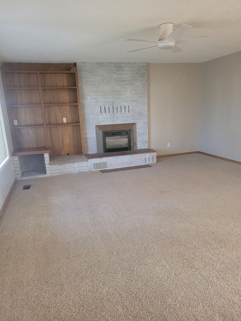 3 bedroom 2 bath – photo 3