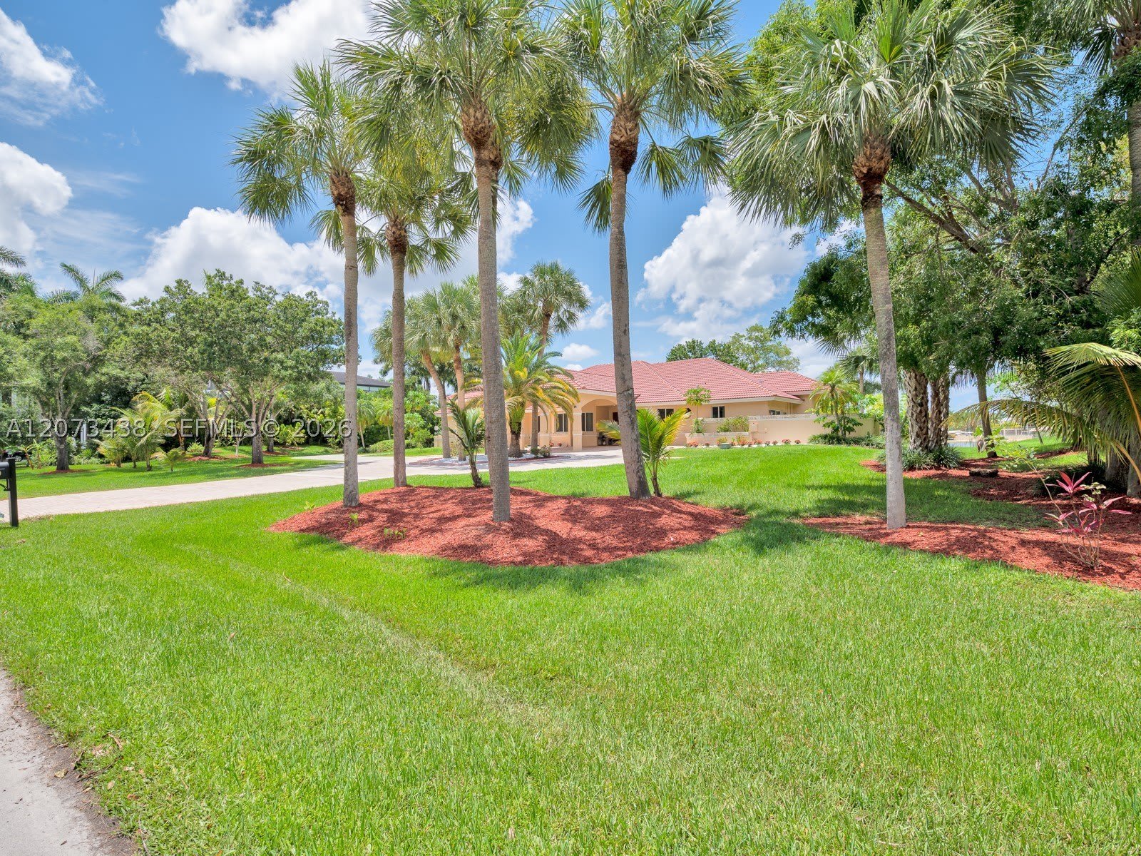 2710 Walkers way – photo 2