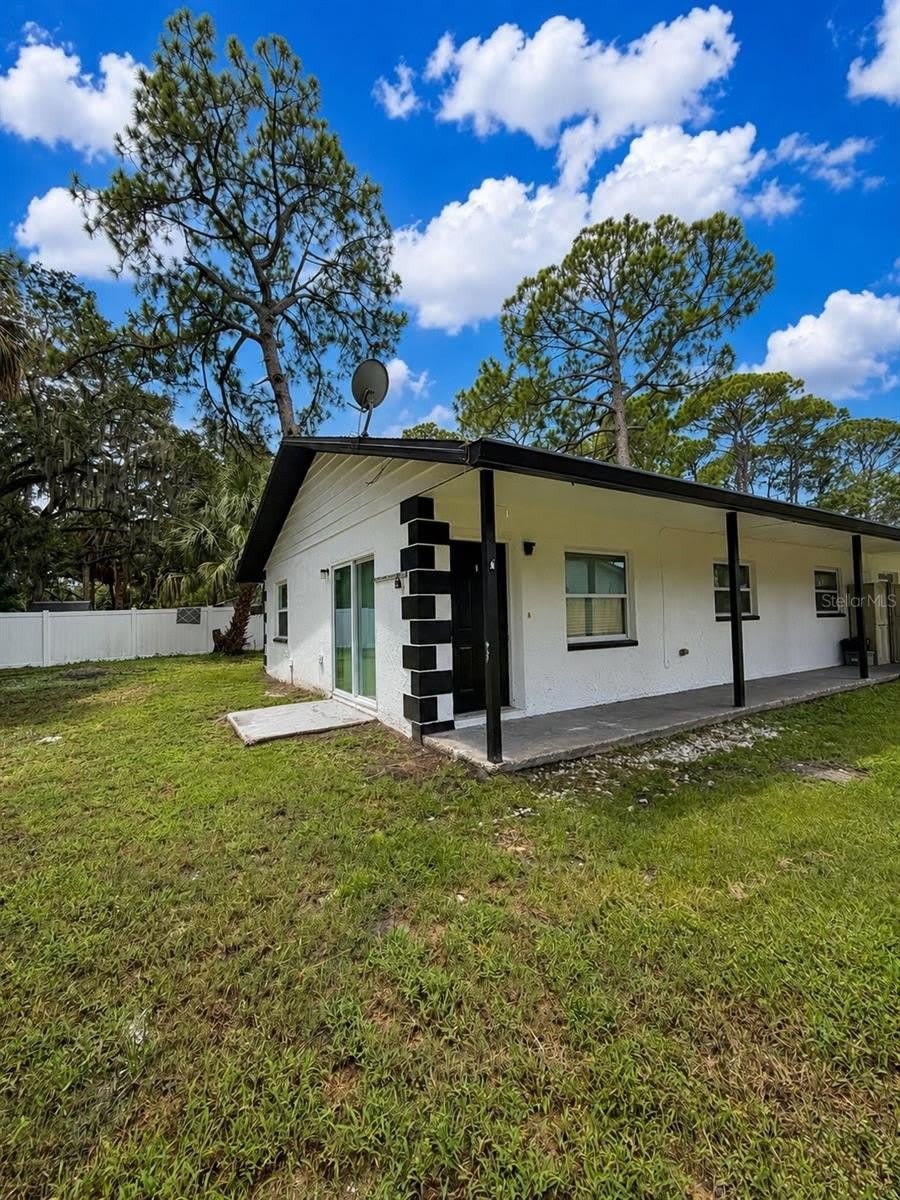 7132 OAKWOOD Drive – photo 2