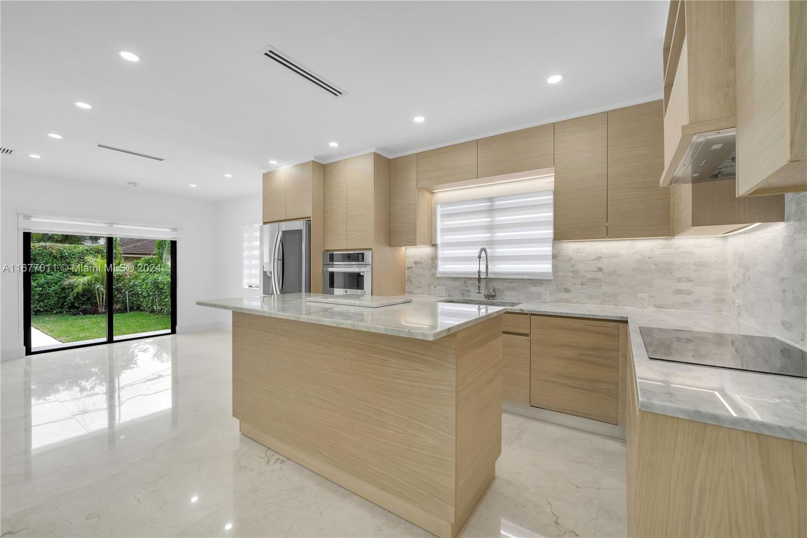 728 Majorca Avenue – photo 3