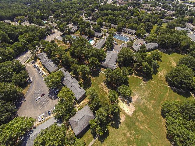 Lexington on the Green – photo 2