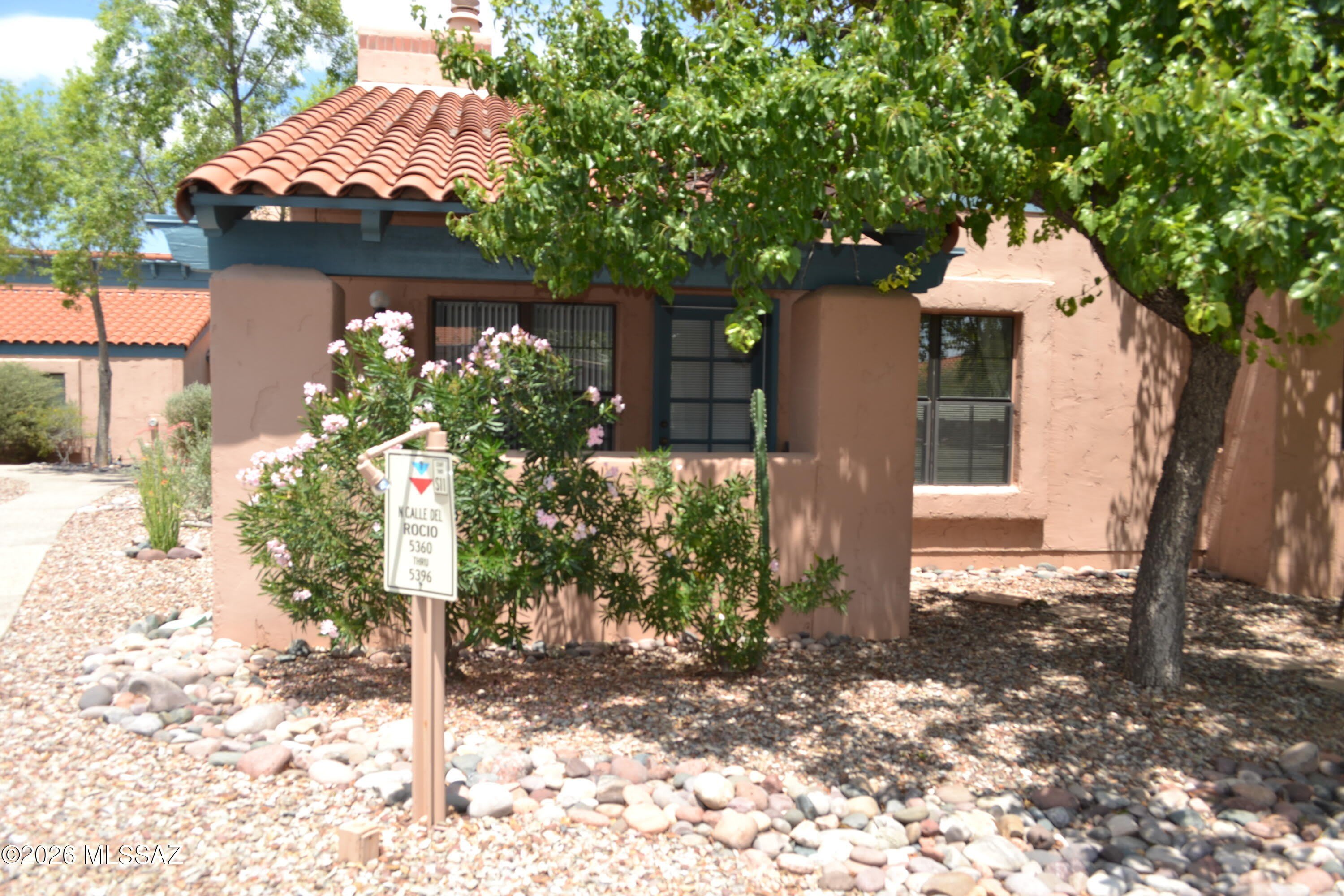 5376 N Calle Del Rocio – photo 1