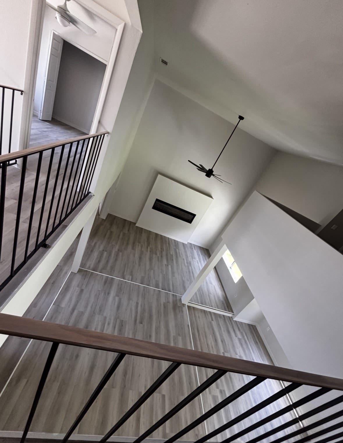 2408 Winding Ridge Avenue North – photo 4