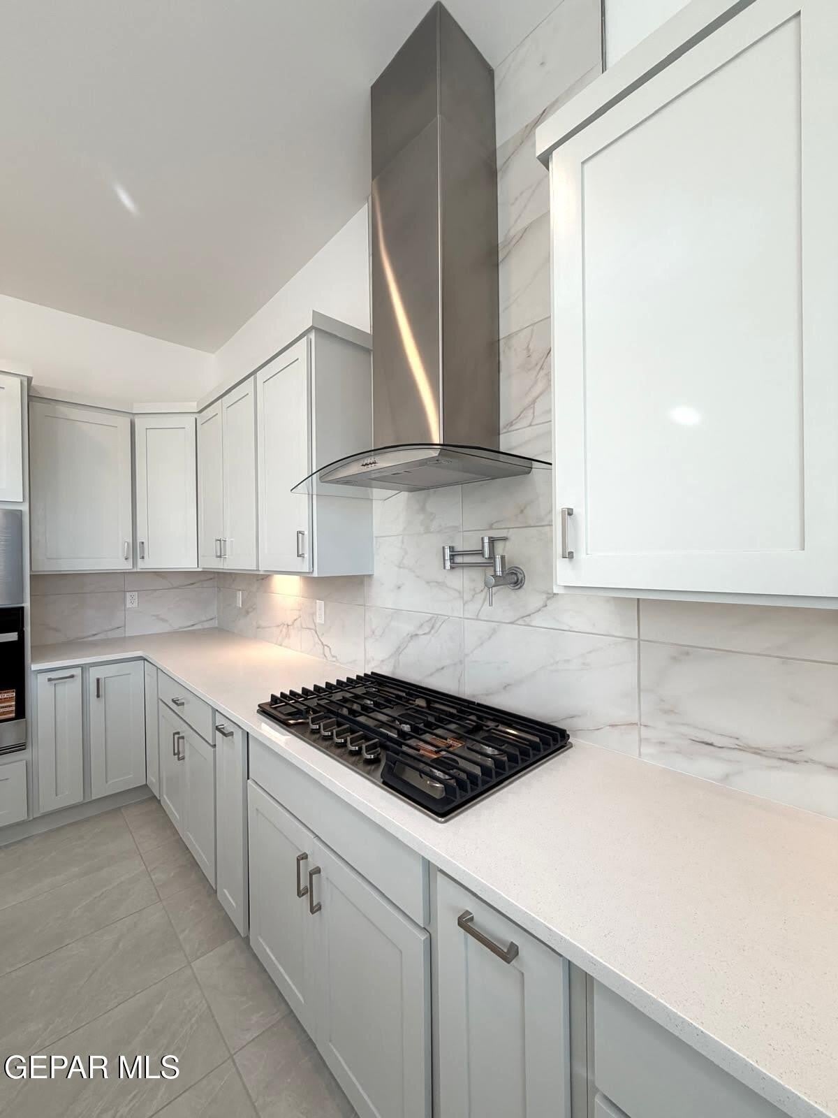 13912 Garforth Avenue – photo 5