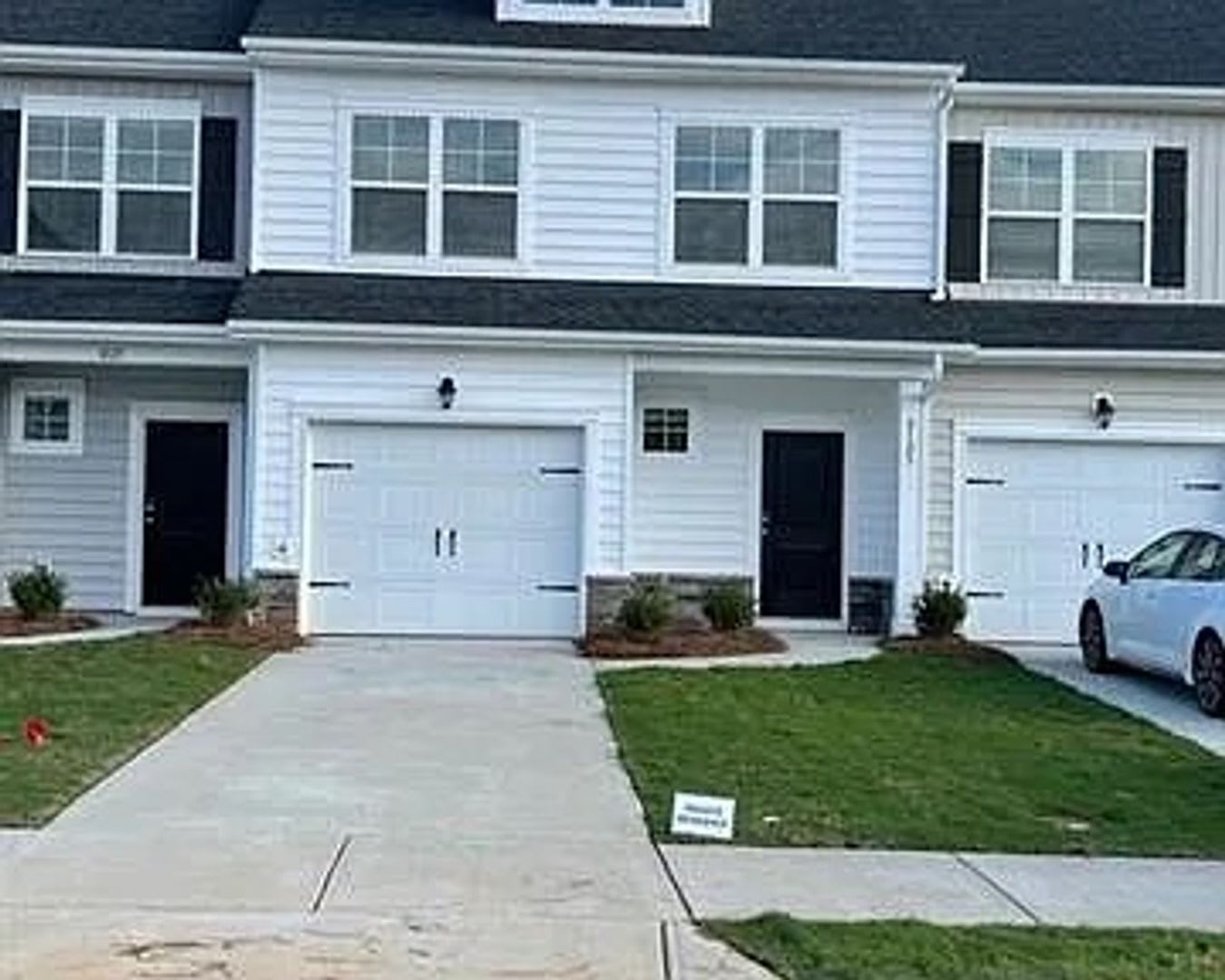 3 BR/2BA – photo 2