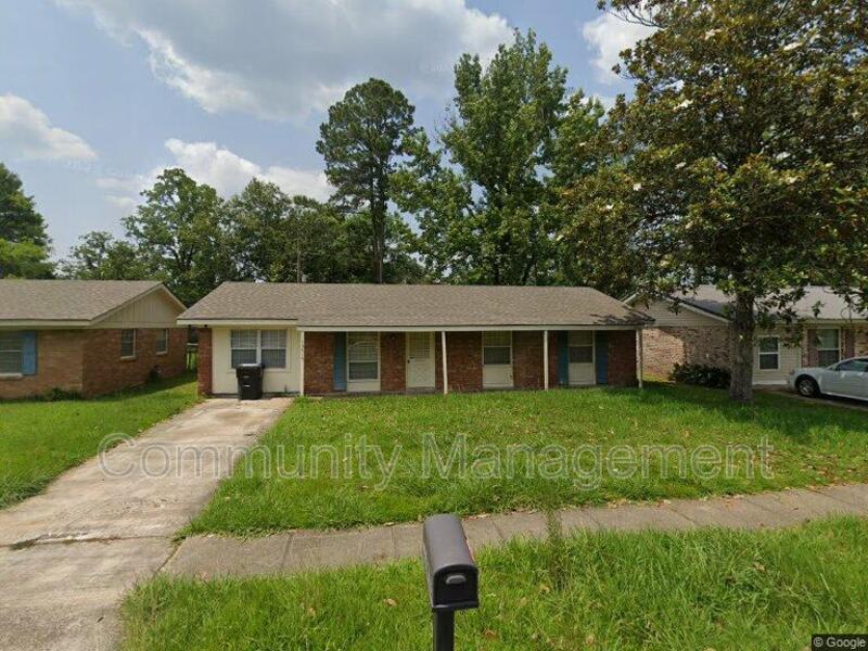 16813 Vermillion Dr – photo 1