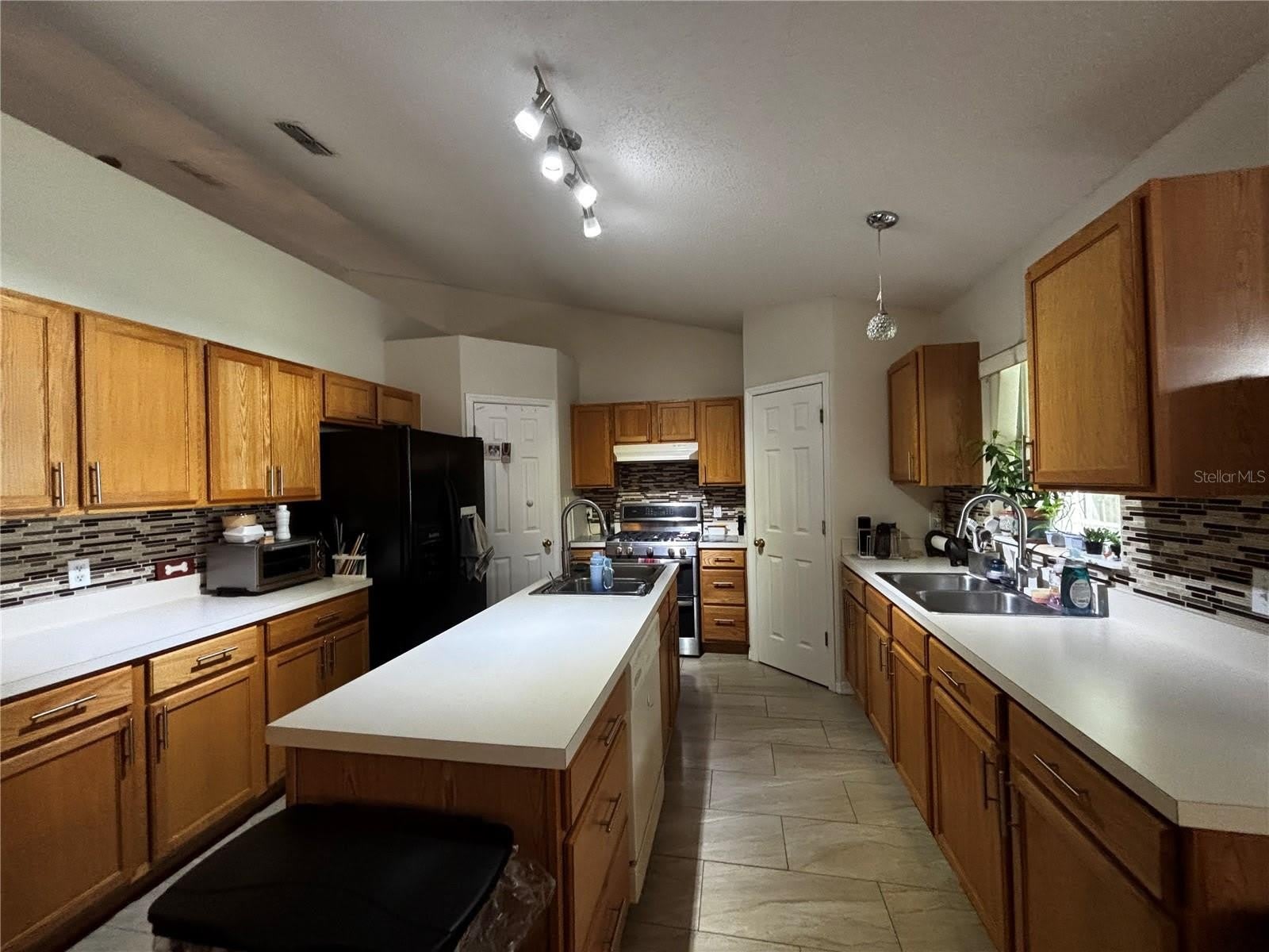8 BOTANY Lane – photo 2