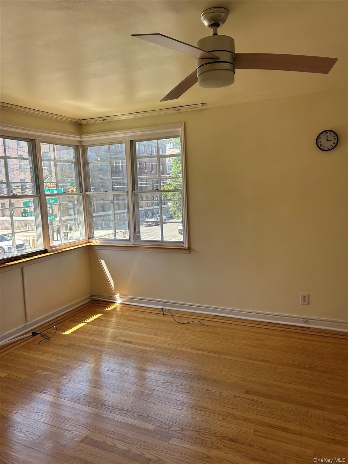 1585 New York Ave – photo 2