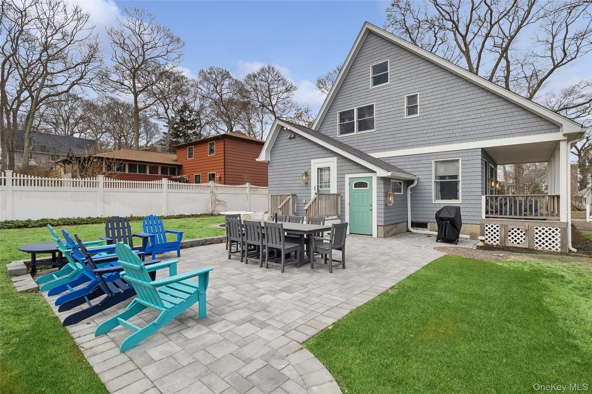 1050 Pine Avenue – photo 5