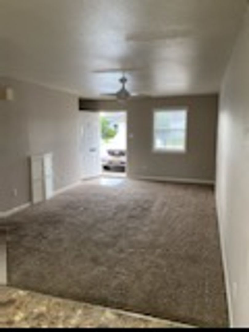 La Place Nederland Ave – photo 1