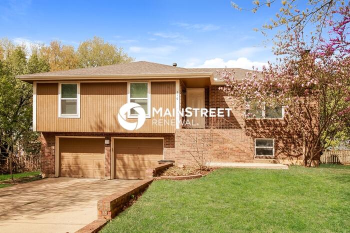 216 West Heritage Drive – photo 1