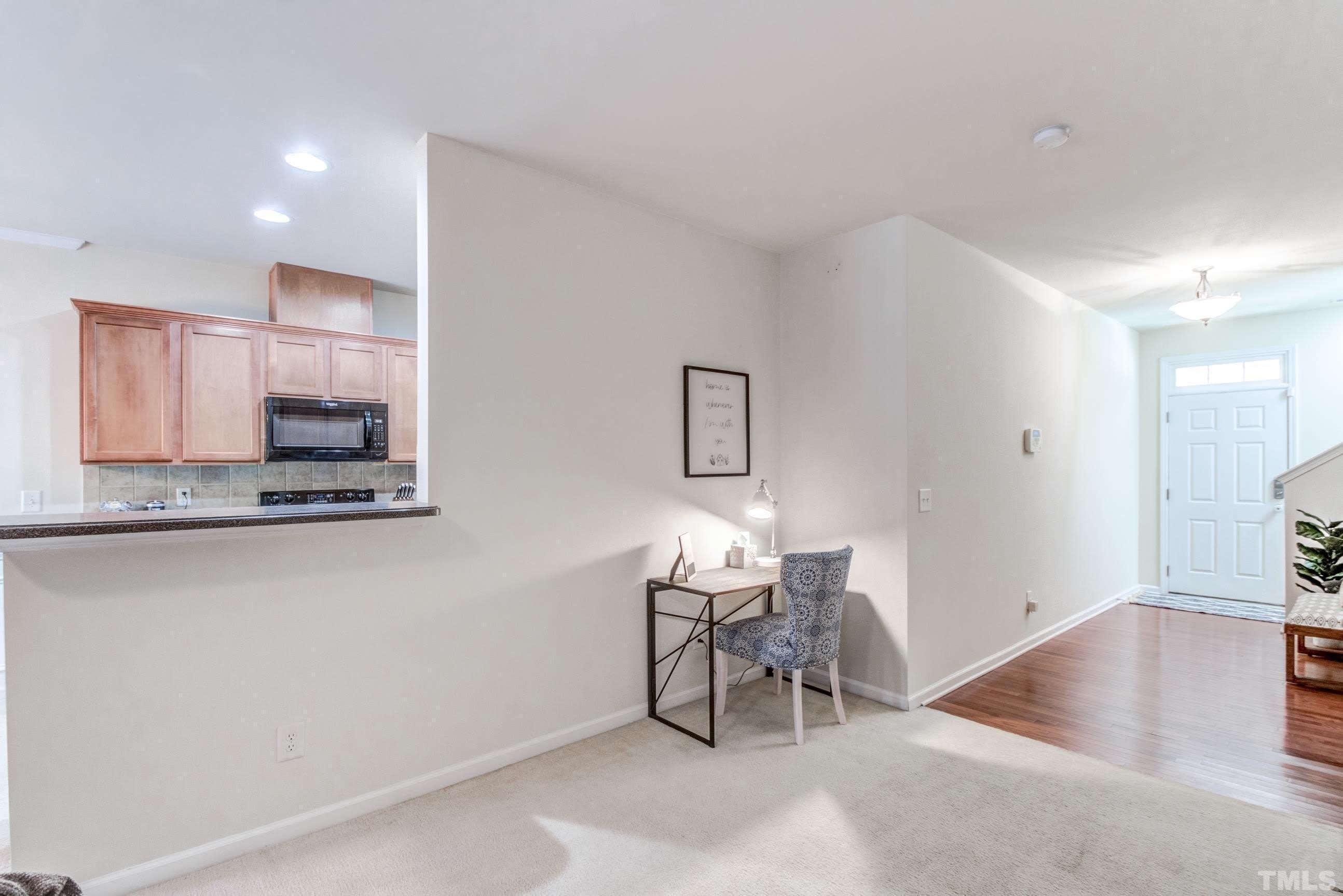 708 Mardonie Reach Lane – photo 4