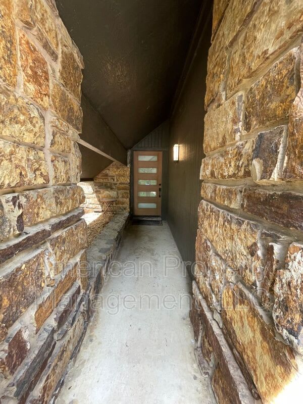 3705 E. 108th St. S – photo 5