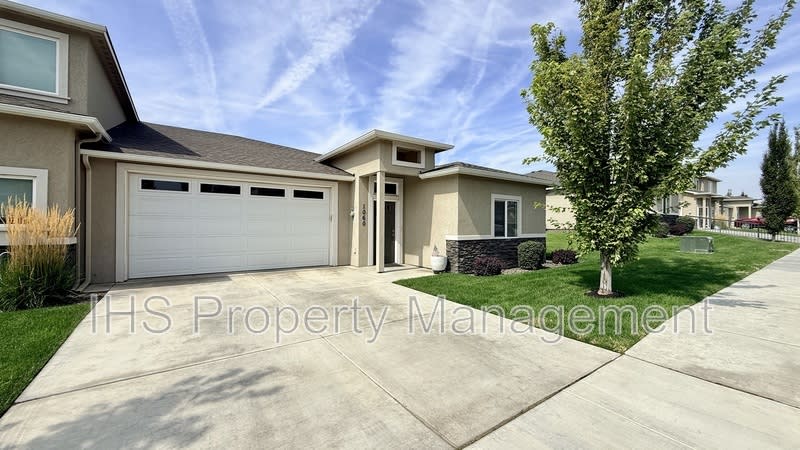 1060 S Delaware St. – photo 1