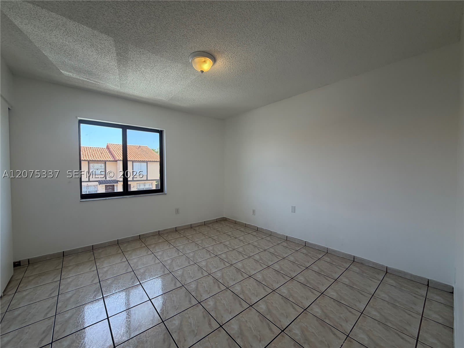 4106 W 11th Ct – photo 5