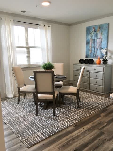 White Oak Grove Apartments – photo 2
