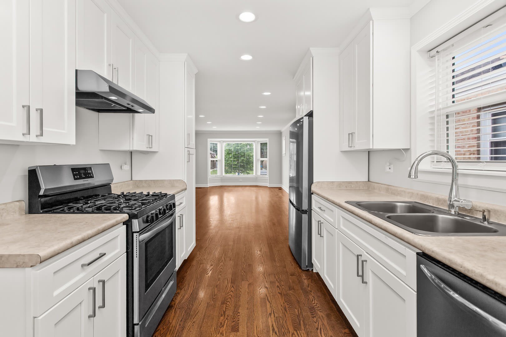 7254 N Osceola Avenue – photo 5