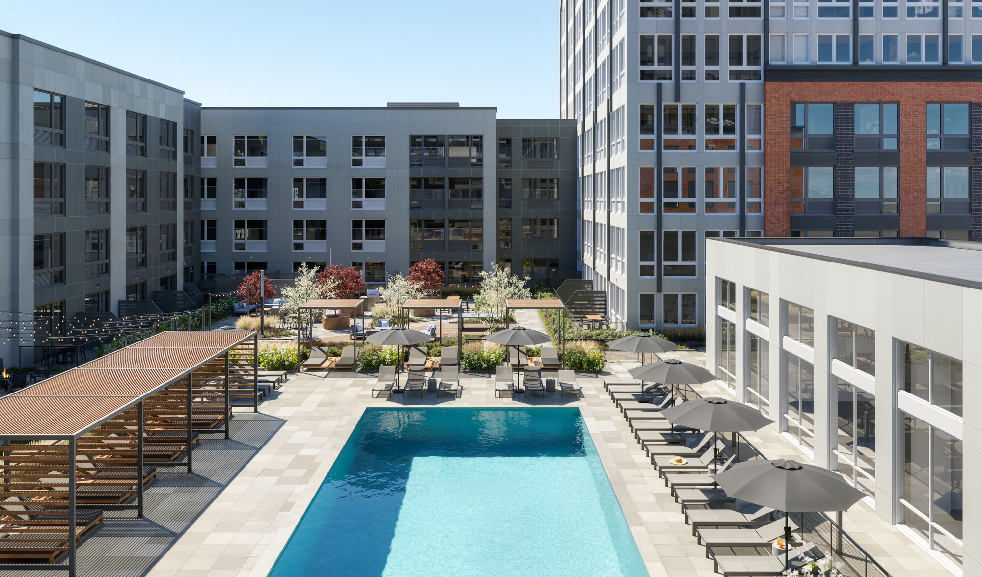 West Side Square – photo 3