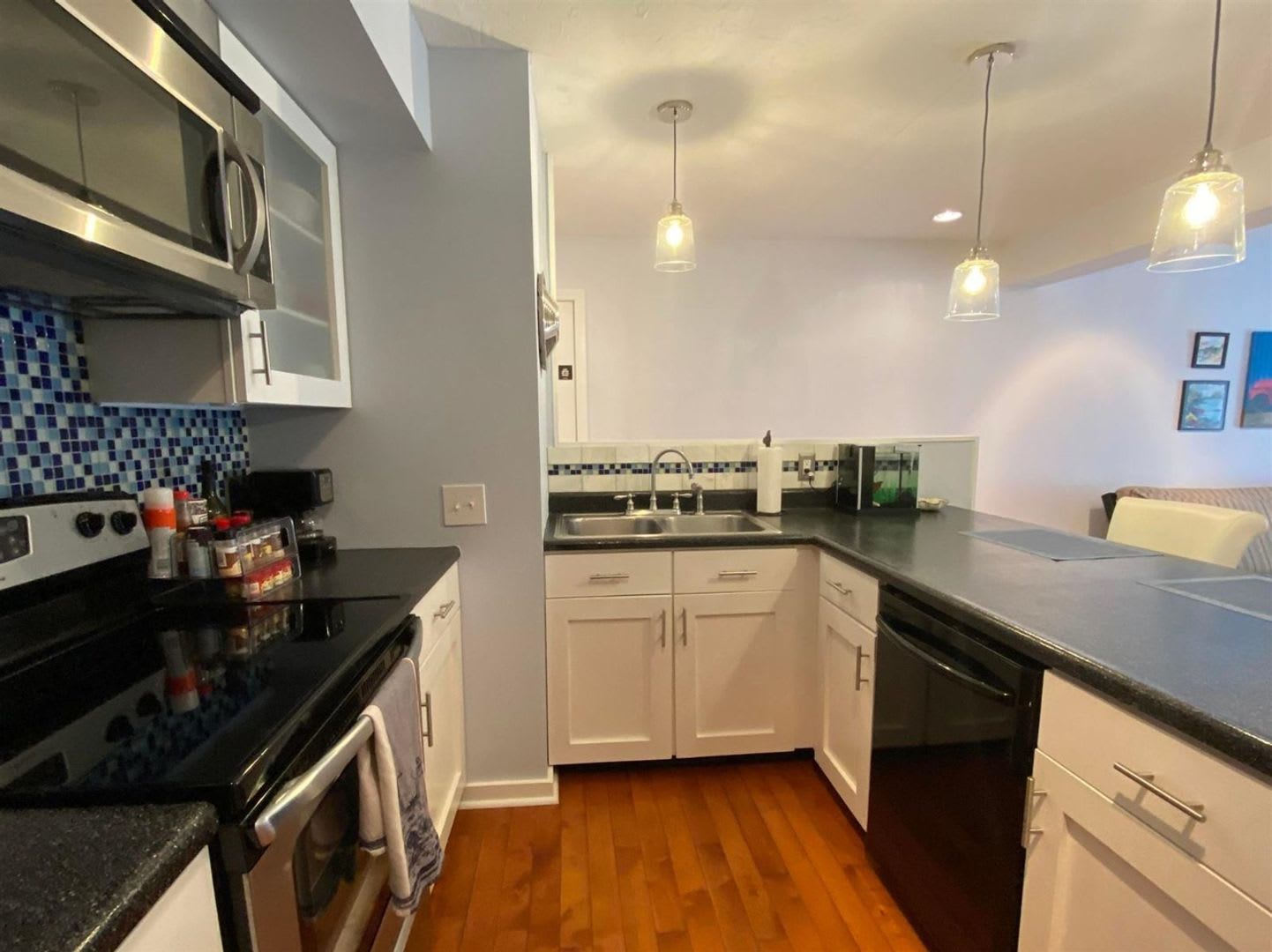 1 Bedroom just minutes to DH – photo 5
