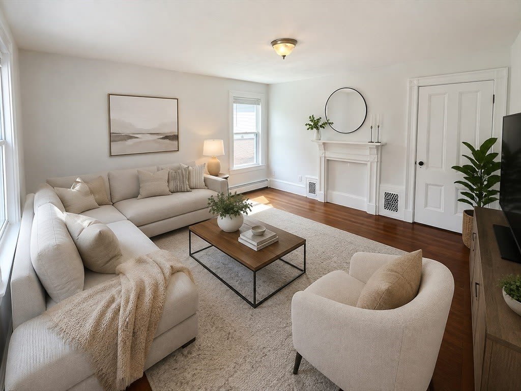 1665 Centre Street – photo 3