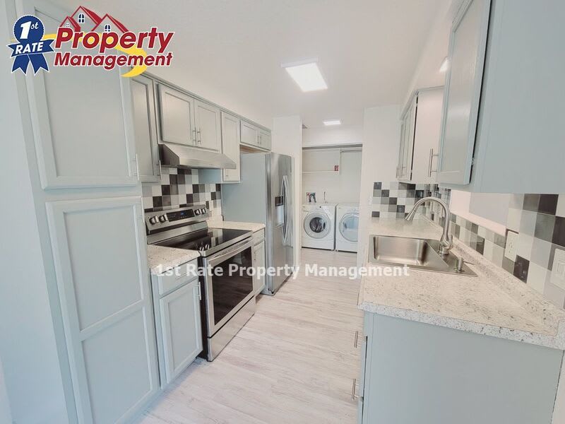 4336 W Rose Hill Court – photo 5