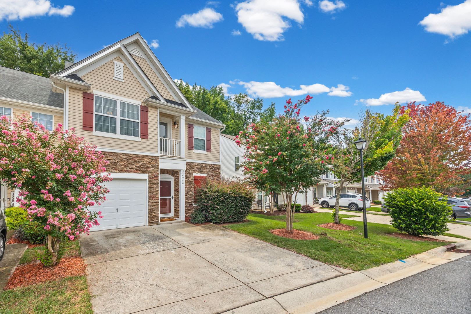 Gorgeous End Unit 3 Bedroom Town Home In Desirable Harpers Mill With Garage And Primary On Main With Walk In Shower – photo 2