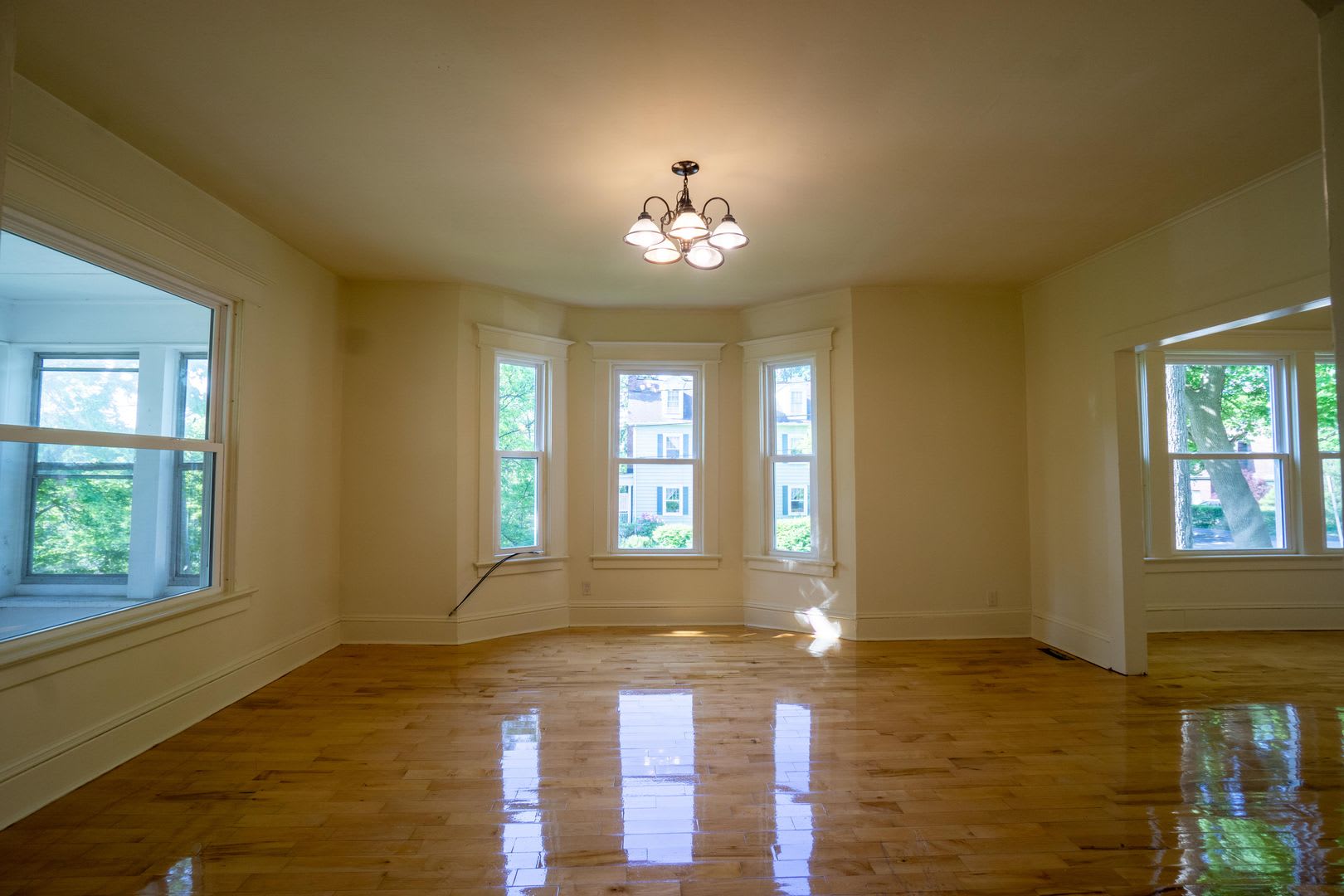 614 Ackerman Avenue Available 6 1 27 Large Single Family Home – photo 3