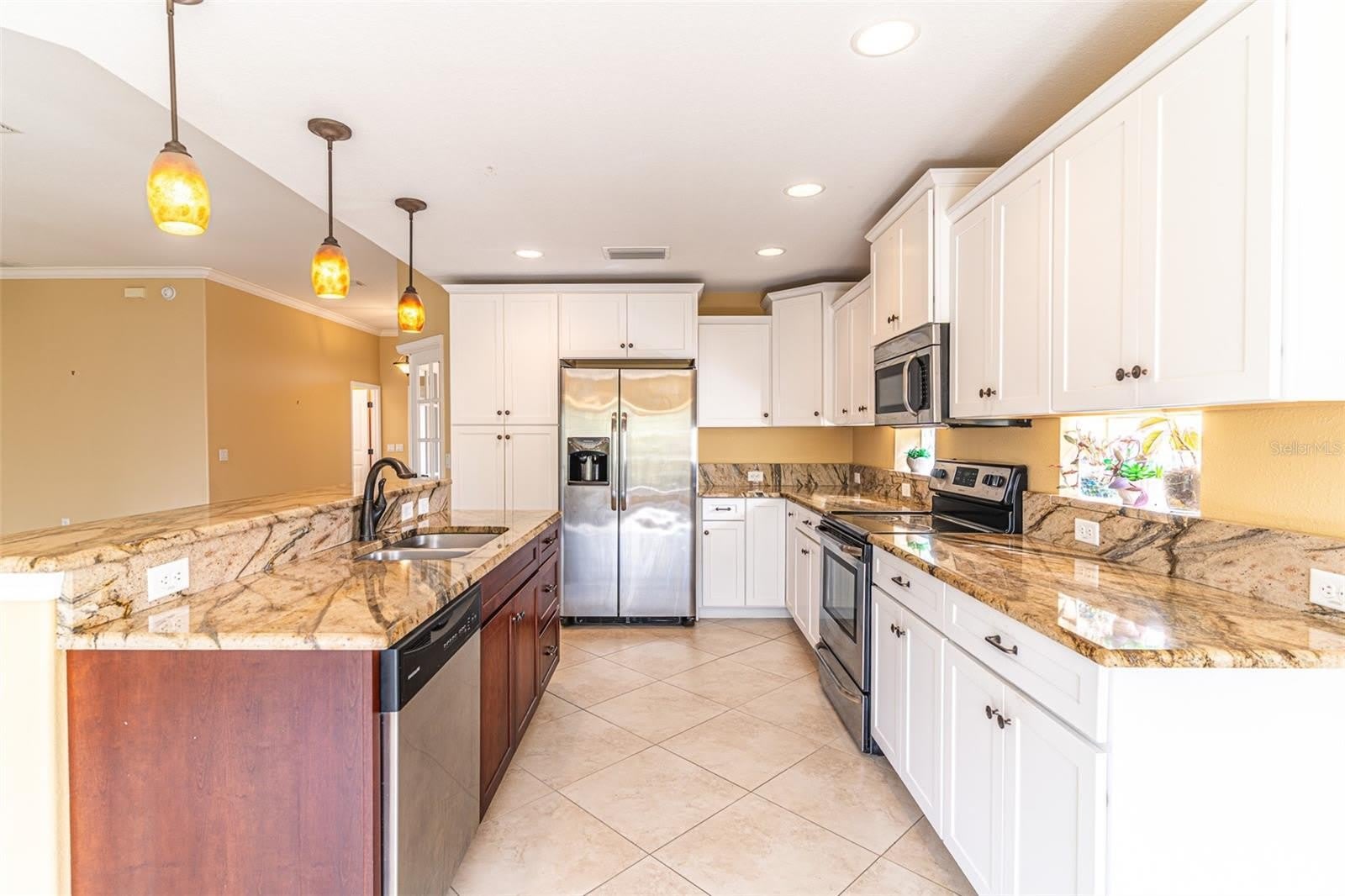 3715 SEBRING Parkway – photo 2