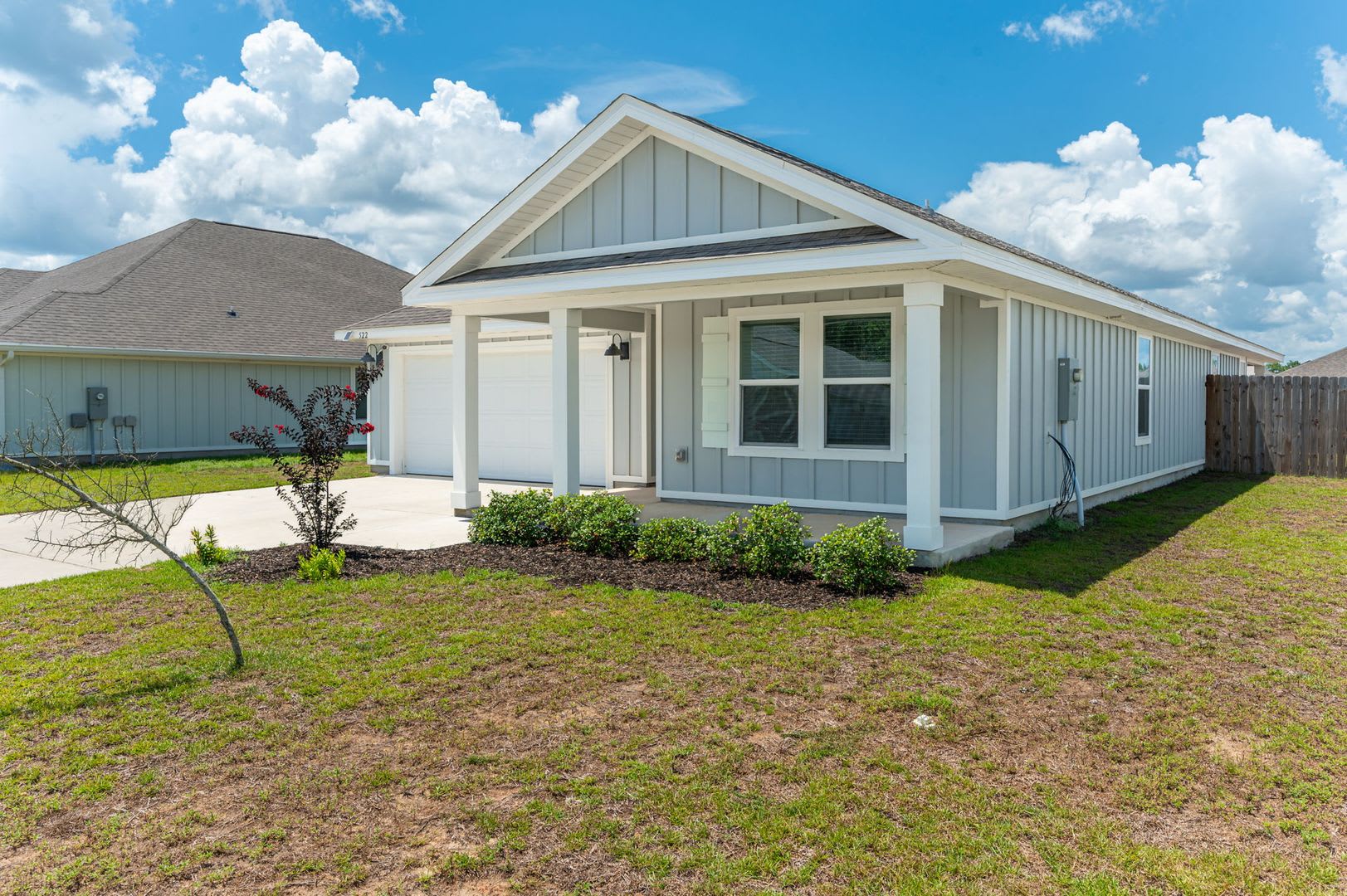 Home in Shoal River Landing- Community Pool! – photo 4