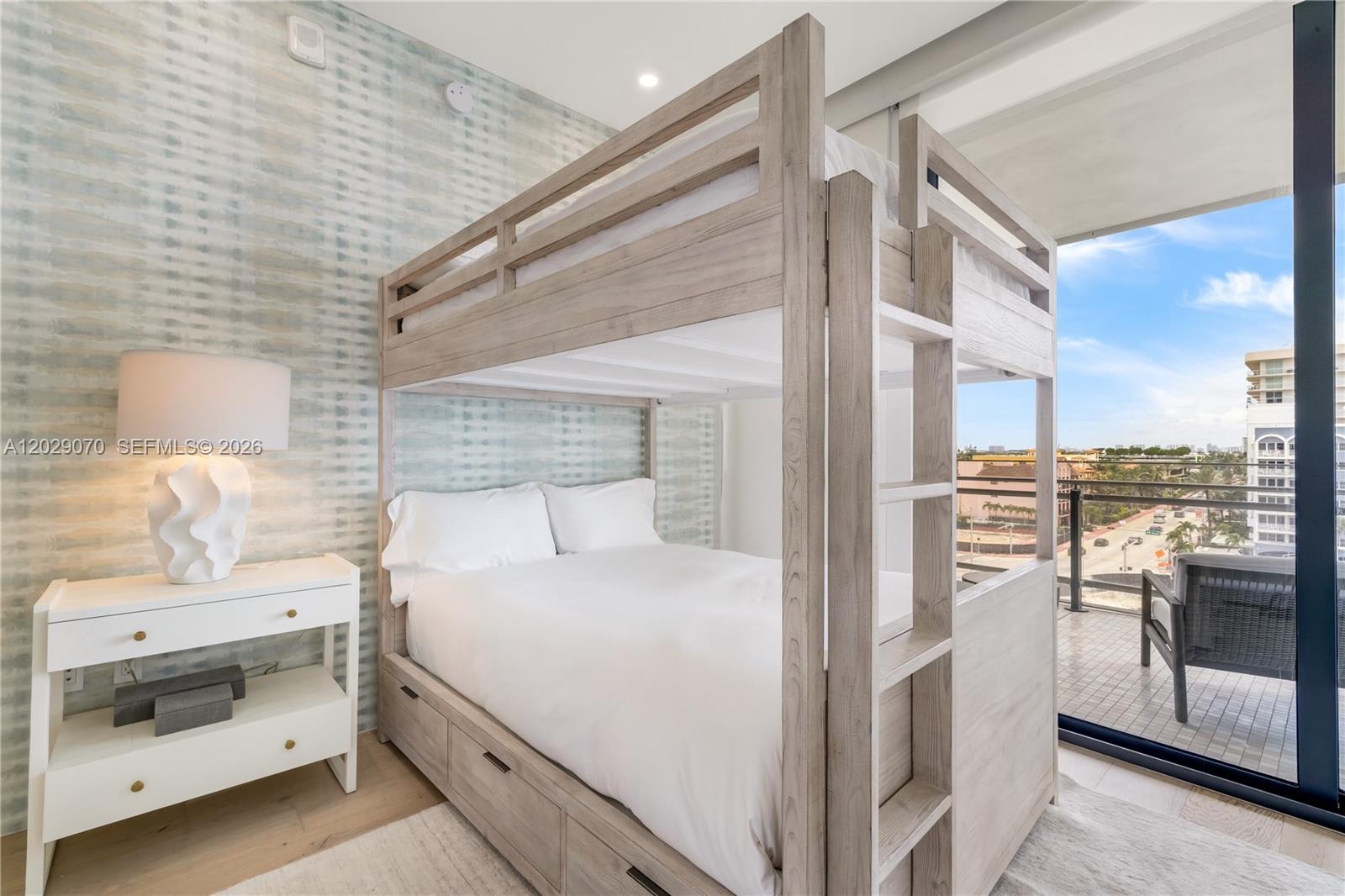 8701 Collins Avenue – photo 3