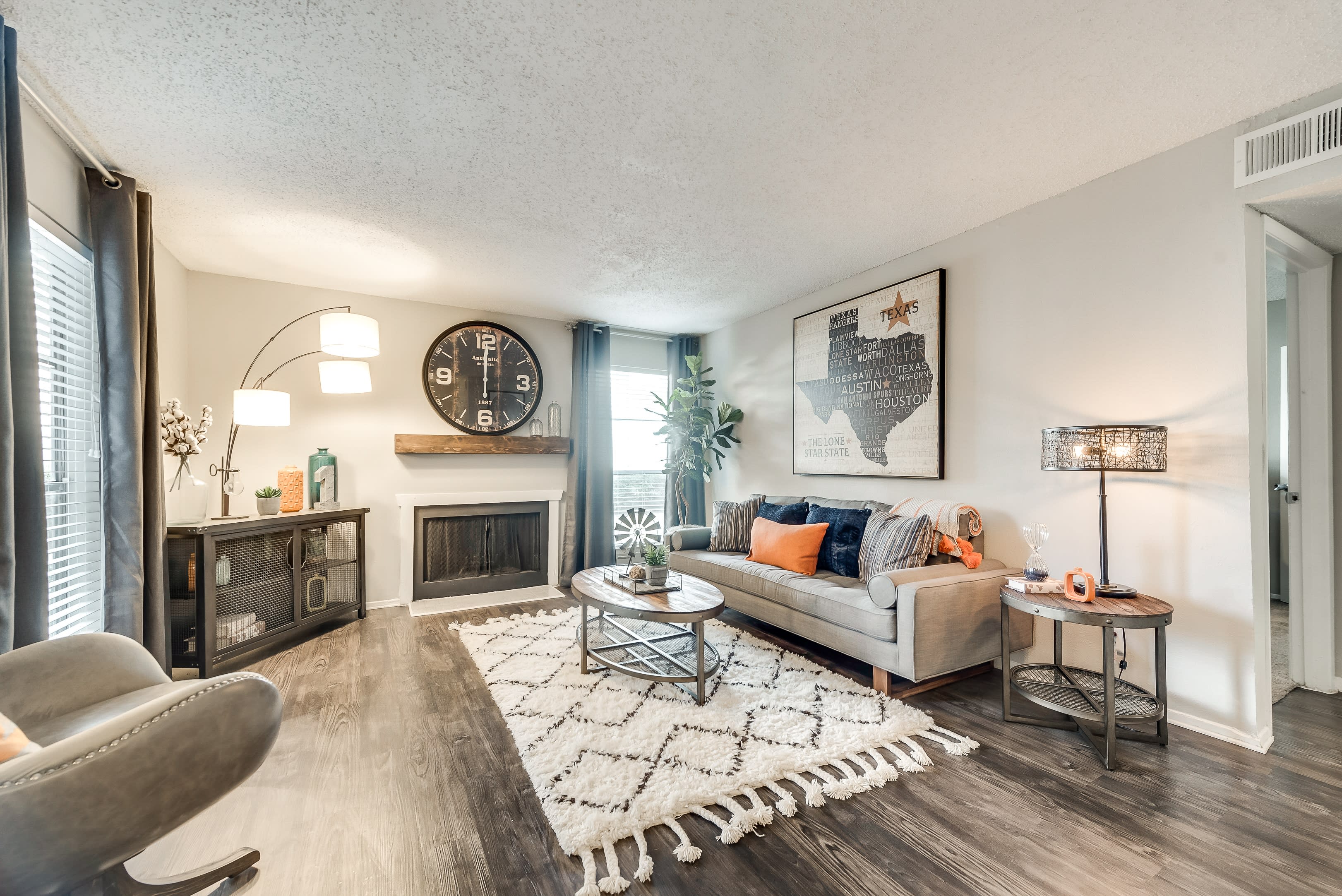 Alena Apartments – photo 2