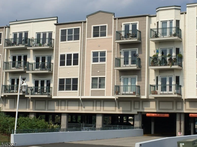 125 The Promenade – photo 2