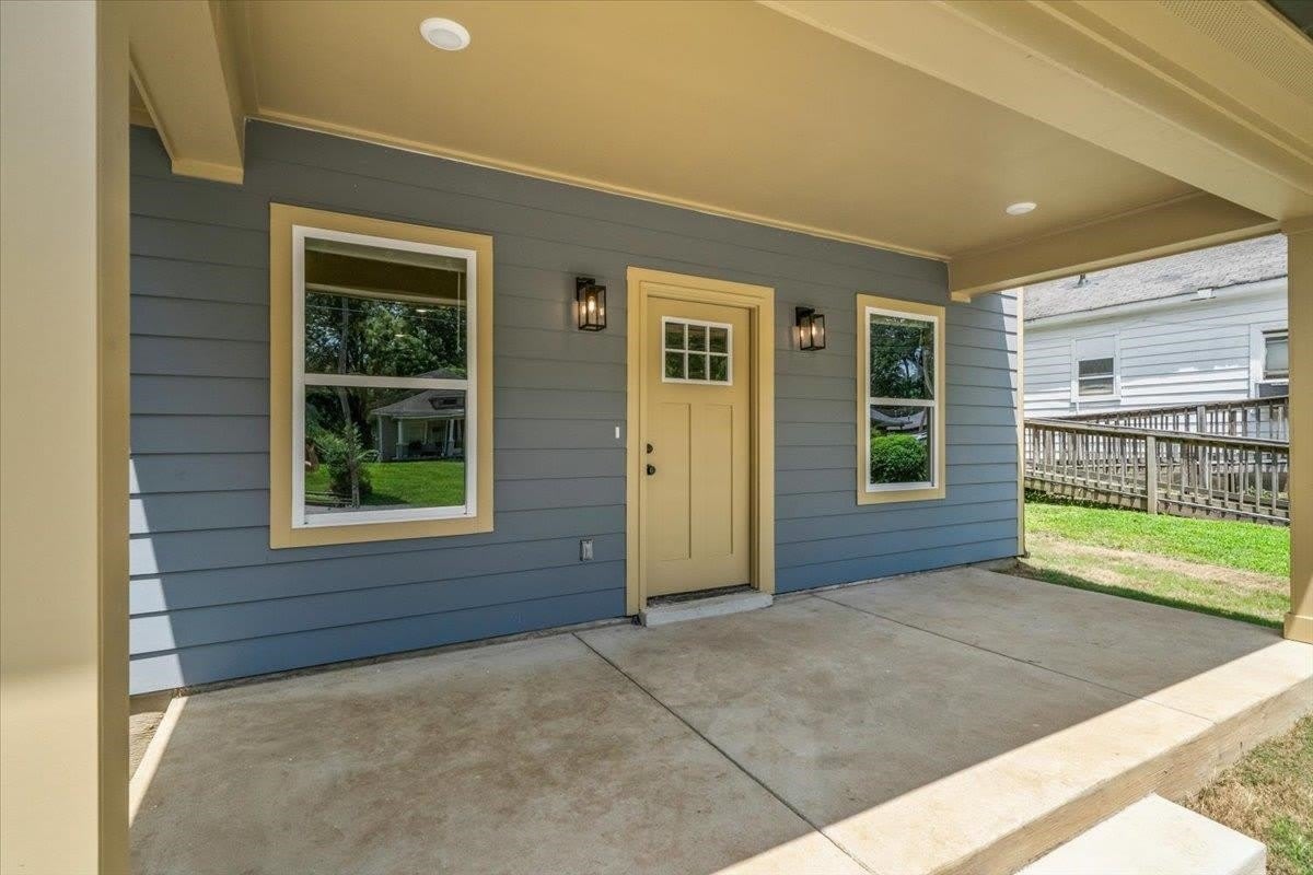 2844 NATHAN Ave – photo 4