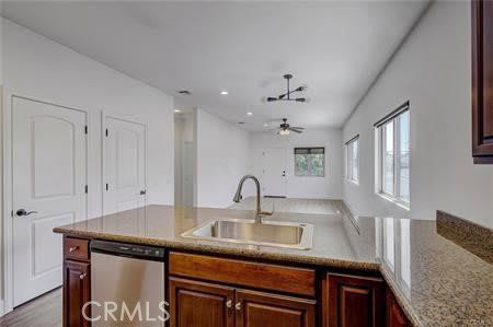 1581 Tustin Avenue – photo 3