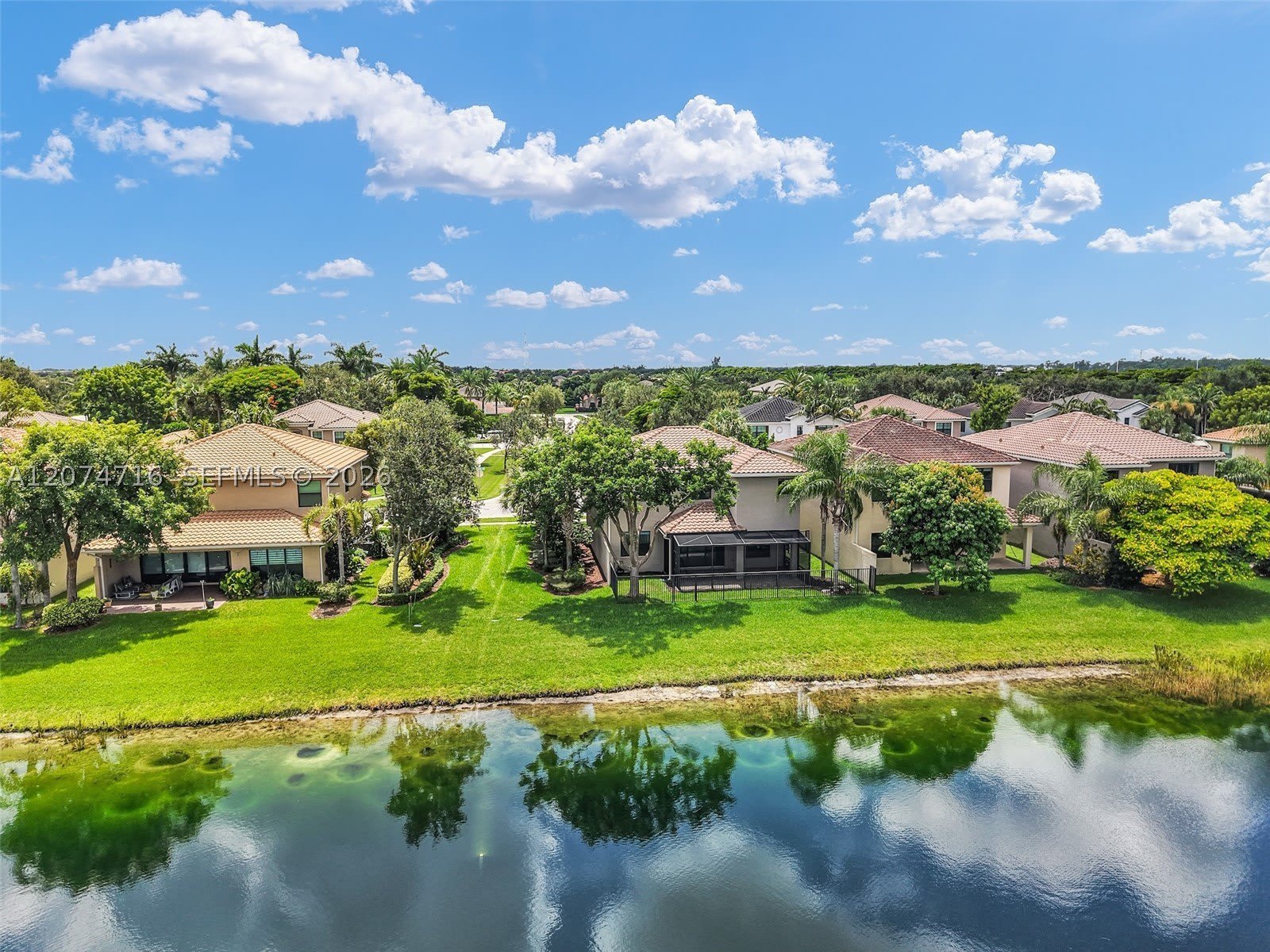 8089 Ironstone Dr – photo 3