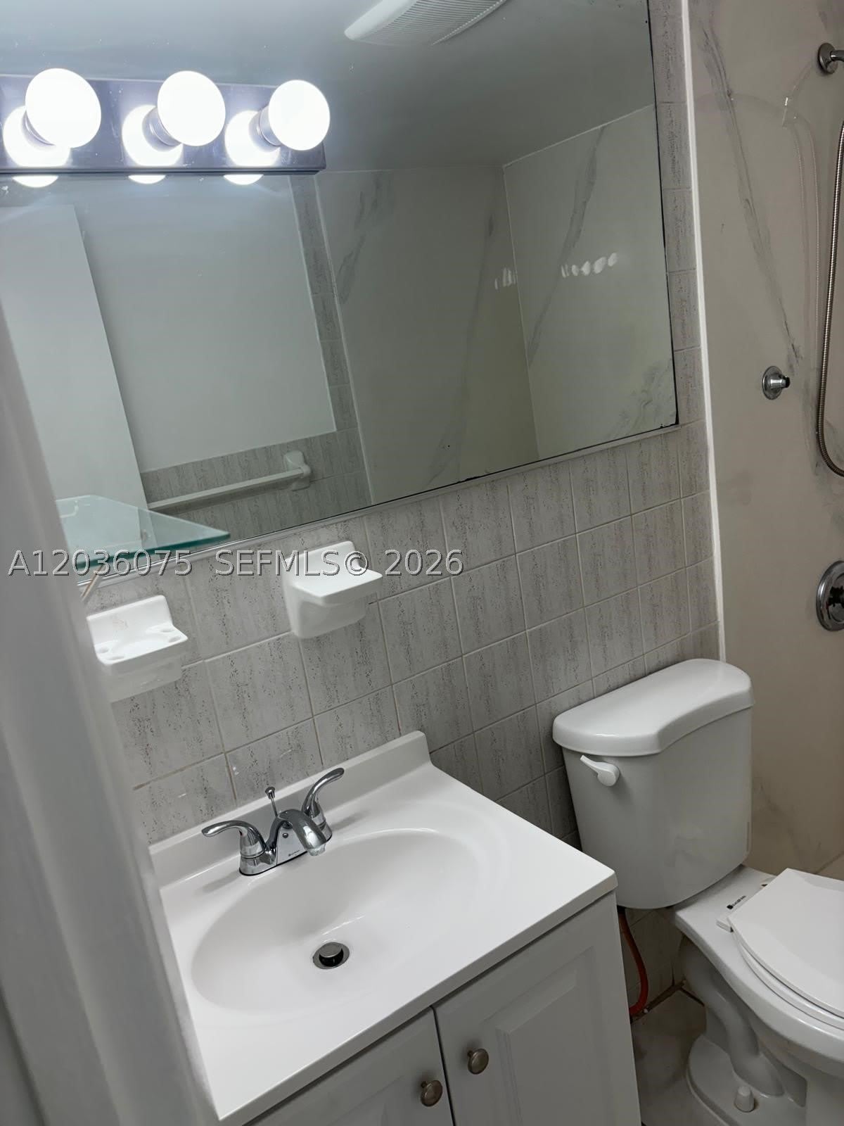 2046 W Flagler St – photo 2