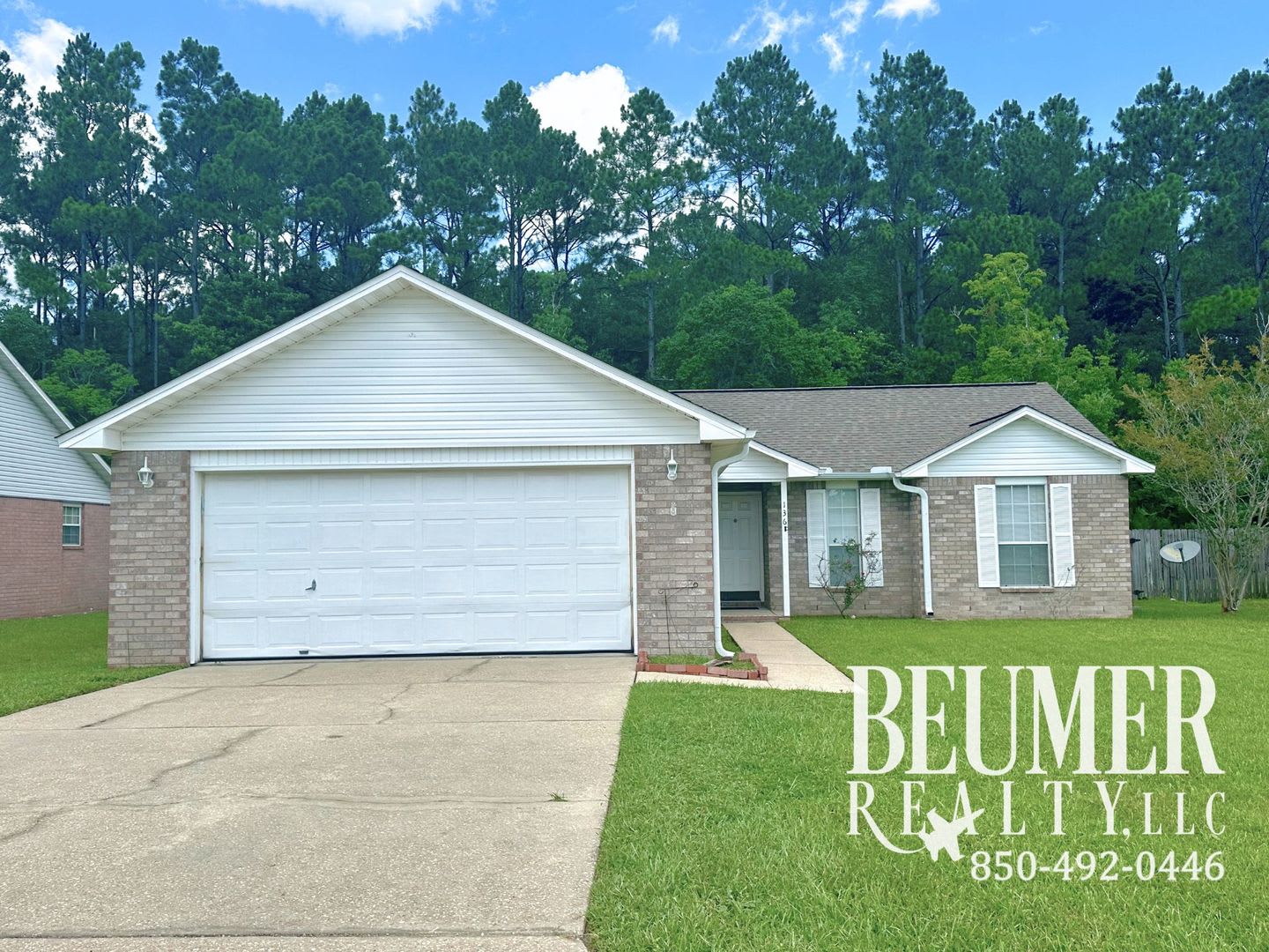 Charming 3-Bedroom Home in Lake Cook Estates – W. Pensacola – photo 2