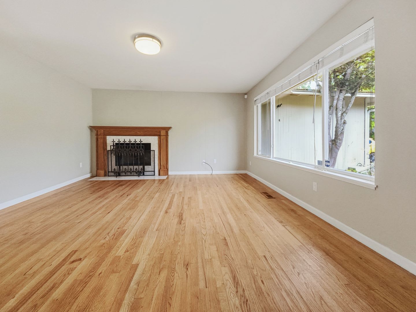 Must see!!! Updated Rambler on Glencoe Community – photo 3