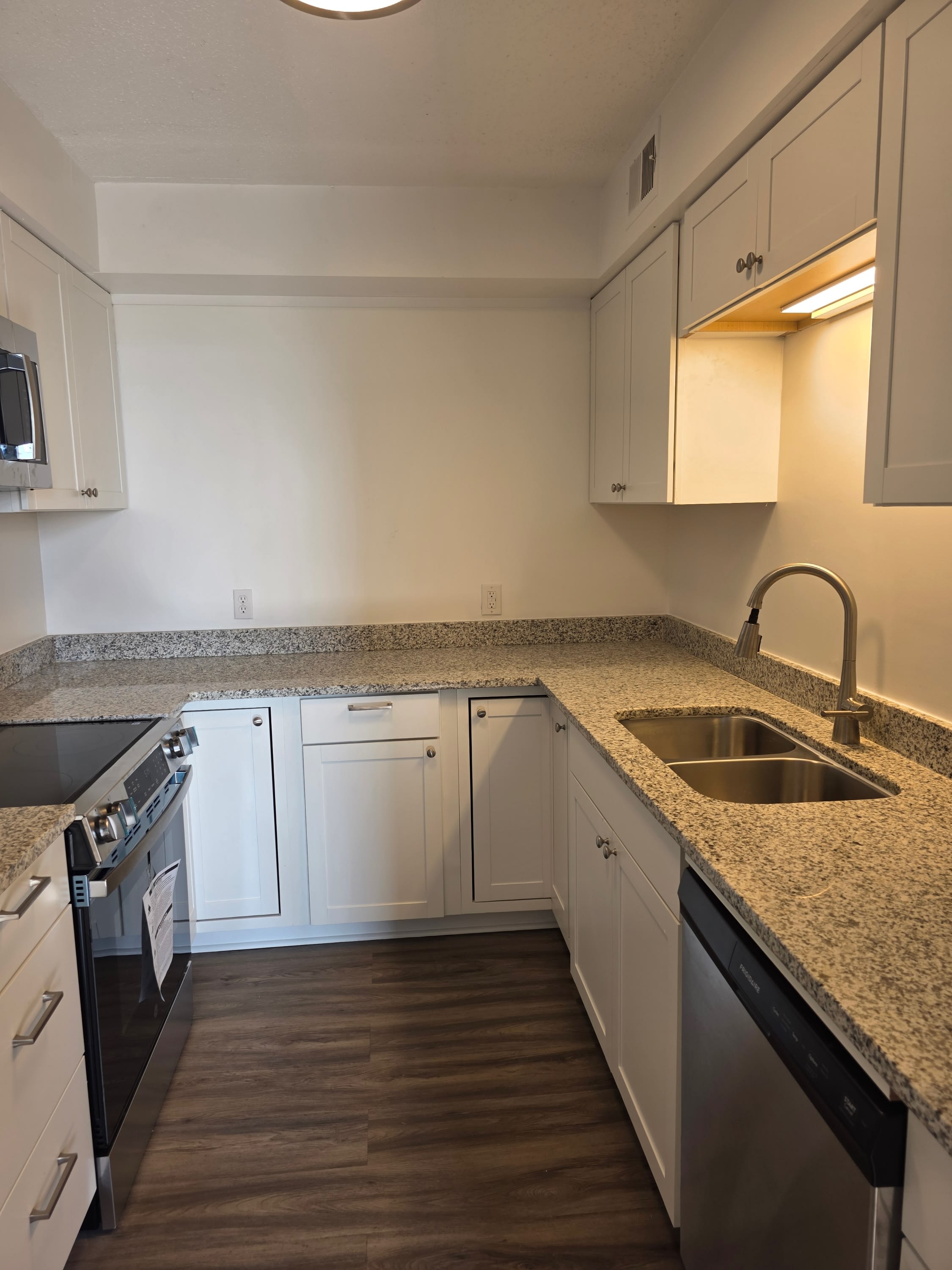 619 King Street – photo 2