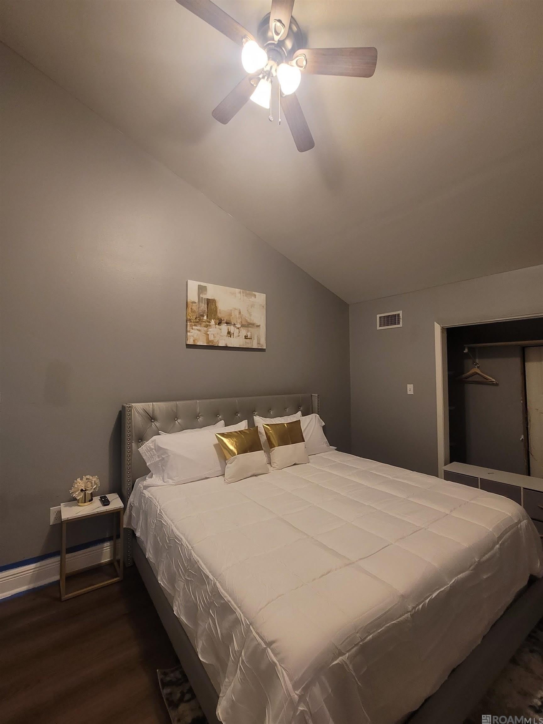 277 Chatsworth St – photo 5