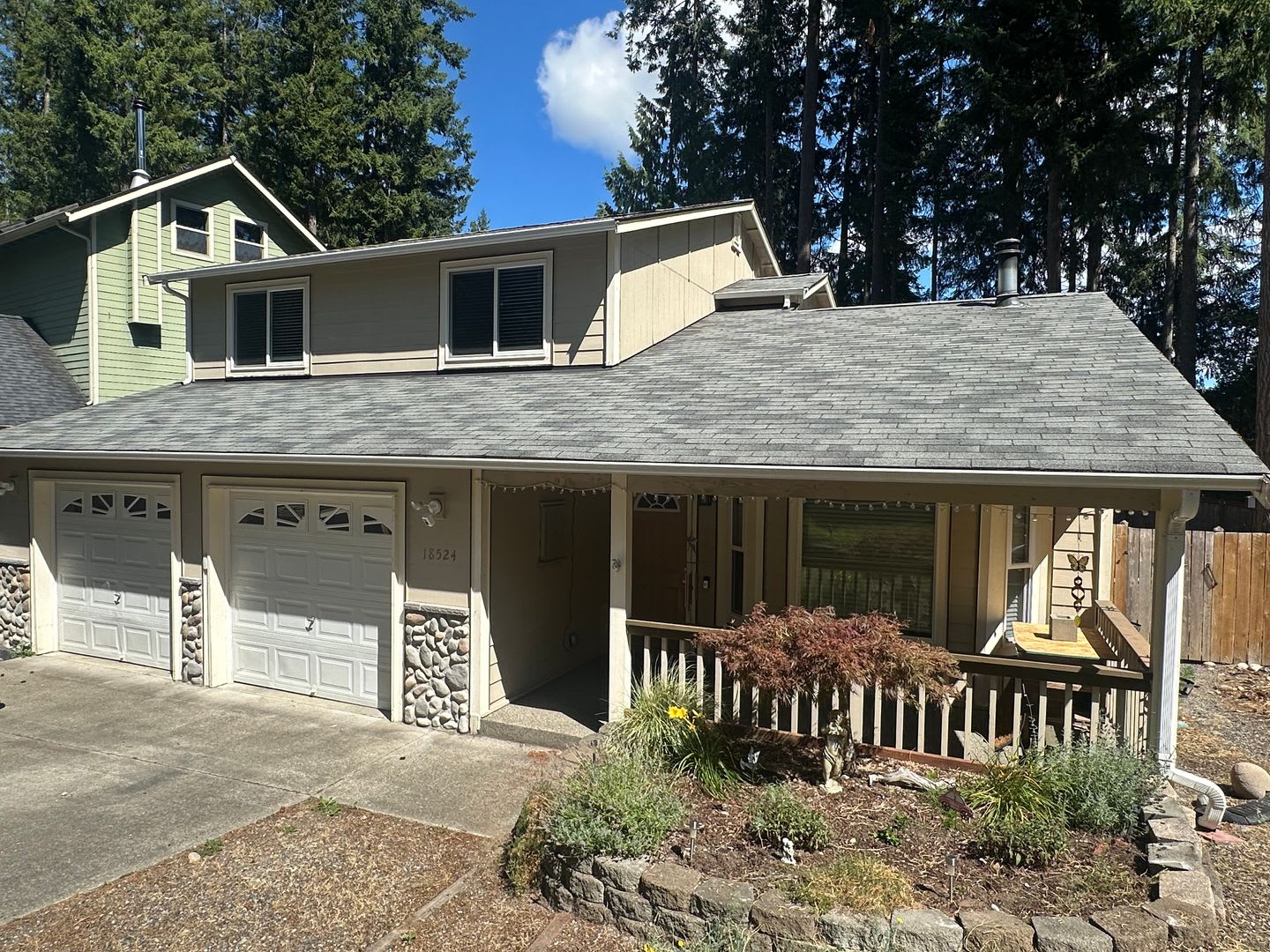 Your Private Lake Retreat Awaits In Clearwood – photo 1